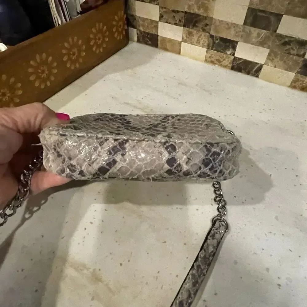 Micheal Kors Crossbody Purse